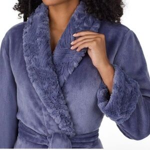 Midnight by Carole Hochman Plush Shawl Collar Robe in Blue